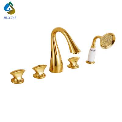 2019 new luxury morden design bathroom deck mounted 5 sets gold bath shower faucets with handle shower